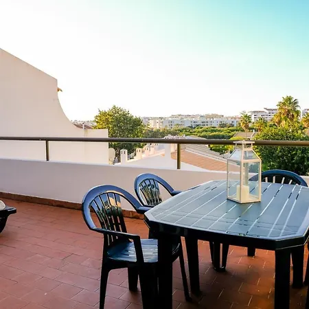 Immaculate 1-bed In Apartment Albufeira